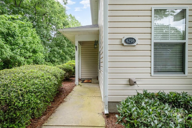 Property image 4 at 4298 Melrose Club Drive, Matthews, NC 28105
