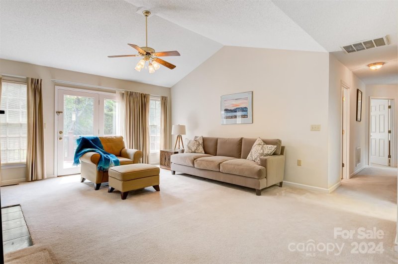 Property image 2 at 4214 10th Street Place, Hickory, NC 28601