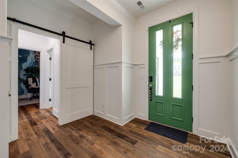 Property image 3 at 194 Country Lake Drive, Mooresville, NC 28115