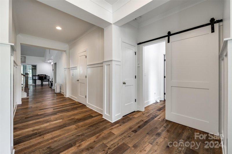 Property image 4 at 194 Country Lake Drive, Mooresville, NC 28115