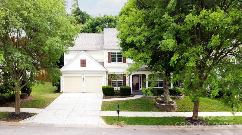 Property image 2 at 18015 Harbor Mist Road, Cornelius, NC 28031