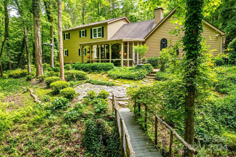 Property image 2 at 301 Chickadee Lane, Brevard, NC 28712