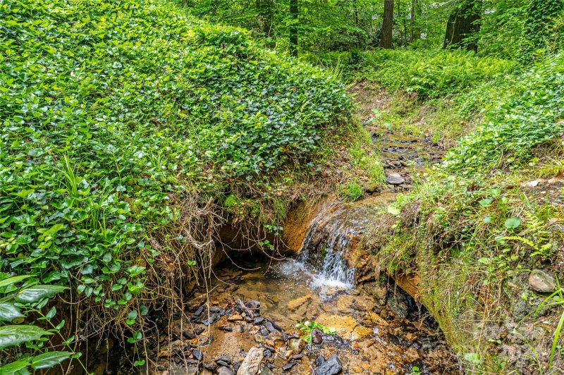 Property image 3 at 301 Chickadee Lane, Brevard, NC 28712