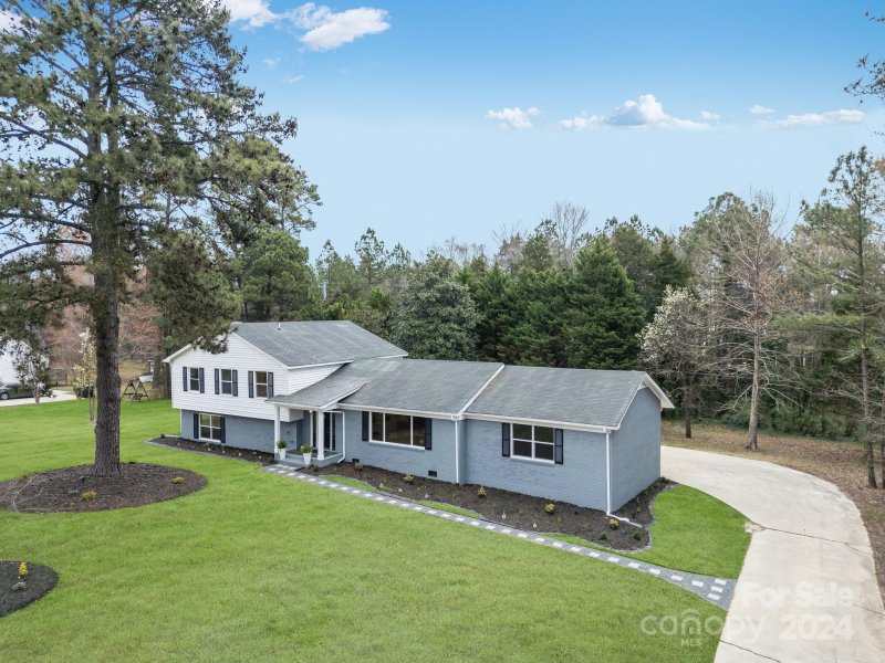 Property image 5 at 363 Rolling Ridge Road, Rock Hill, SC 29730