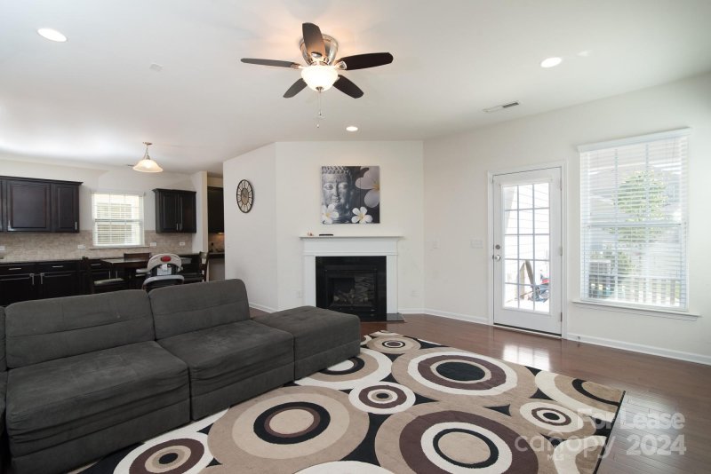 Property image 3 at 10531 Royal Winchester Drive, Charlotte, NC 28277