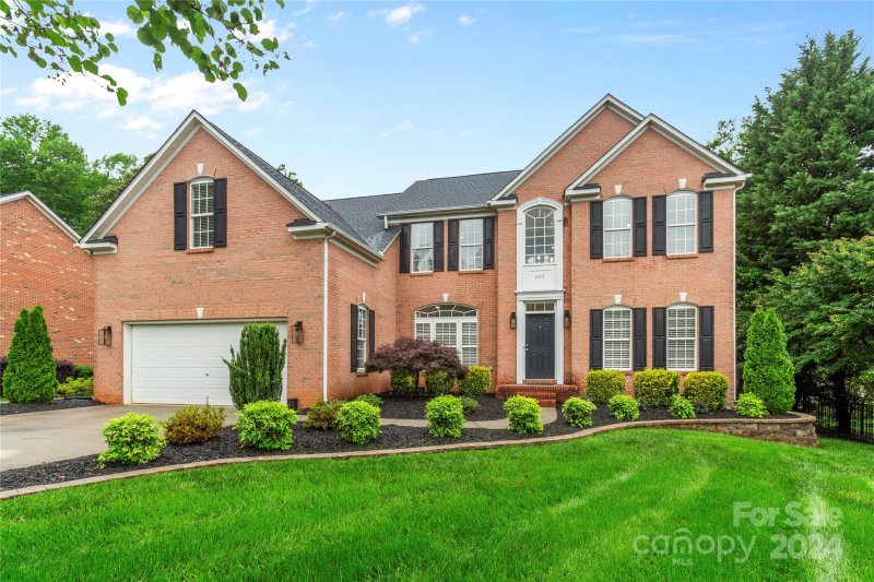 Property image 2 at 2474 Green Point Lane, Denver, NC 28037