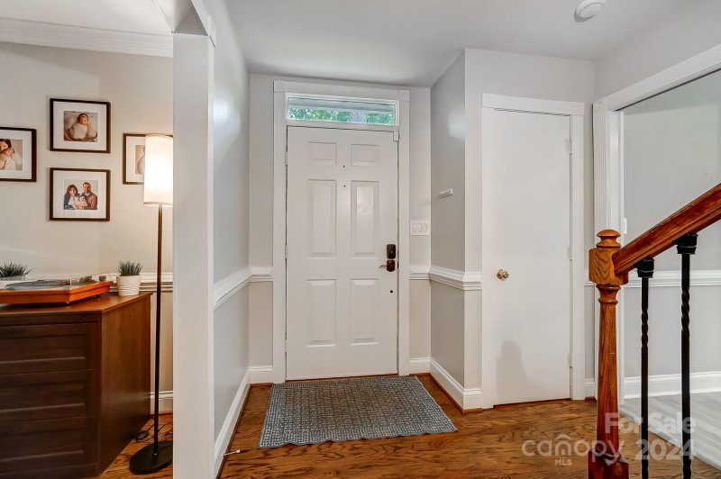 Property image 2 at 9611 Leeswood Lane, Matthews, NC 28105