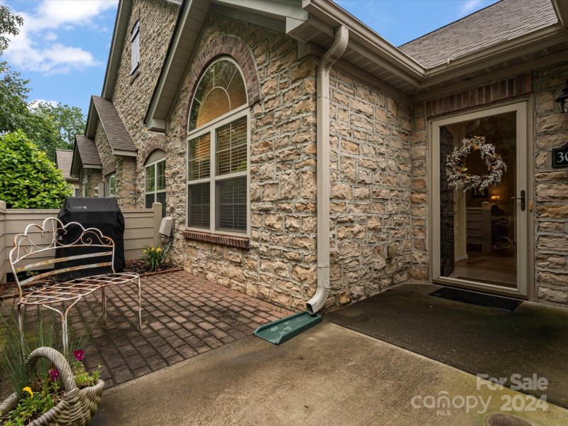 Property image 2 at 3034 Polo View Lane, Matthews, NC 28105