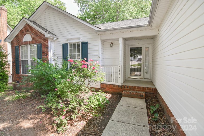 Property image 4 at 5839 Timber Falls Place, Concord, NC 28027