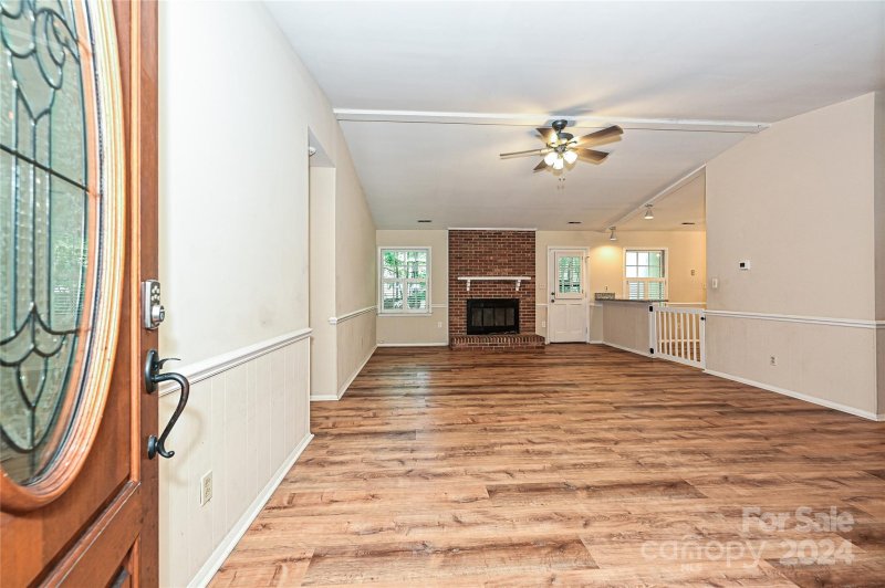 Property image 3 at 9624 Hinson Drive, Matthews, NC 28105