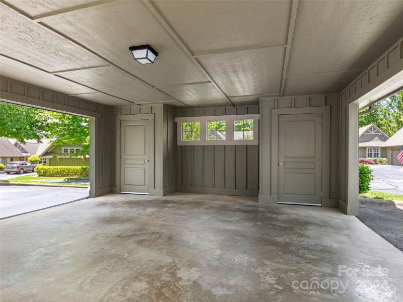 Property image 5 at 602 Fox Den Court, Hendersonville, NC 28792