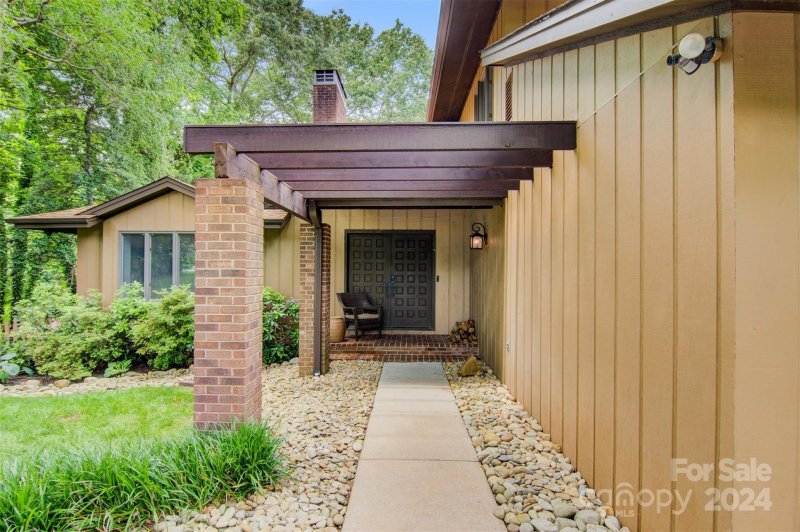 Property image 3 at 328 Wood Hollow Road, Taylorsville, NC 28681