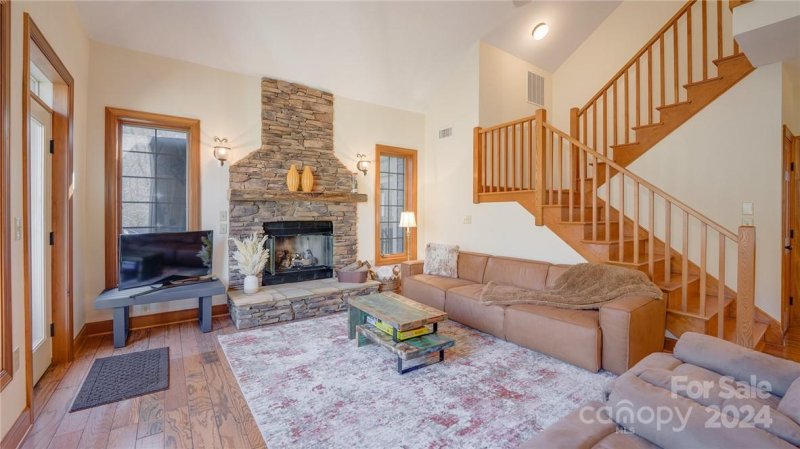 Property image 5 at 81 Creekside Drive, Burnsville, NC 28714