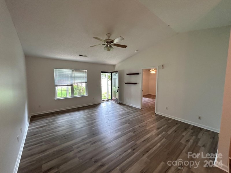 Property image 5 at 104 Shenandoah Loop, Troutman, NC 28166