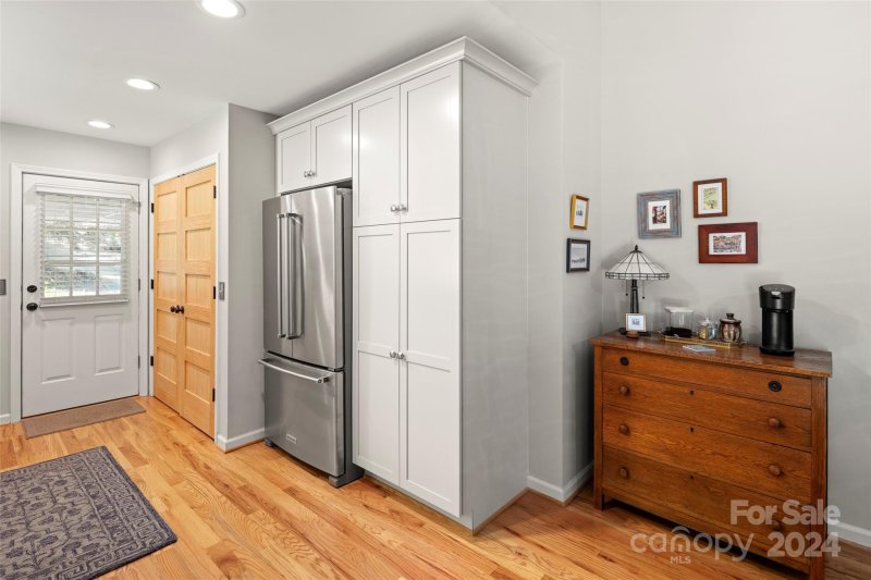 Property image 5 at 691 Memory Lane, Saluda, NC 28773