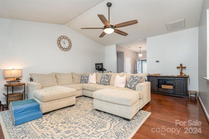 Property image 5 at 353 Dutchmans Meadow Drive, Mount Holly, NC 28120