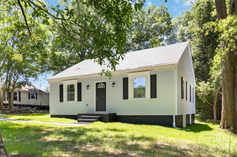 Property image 3 at 603 Hillcrest Avenue, Gastonia, NC 28052