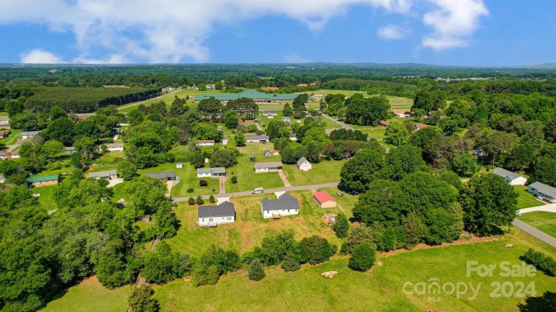 Property image 3 at 2588 Lincoln Park Street, Lincolnton, NC 28092