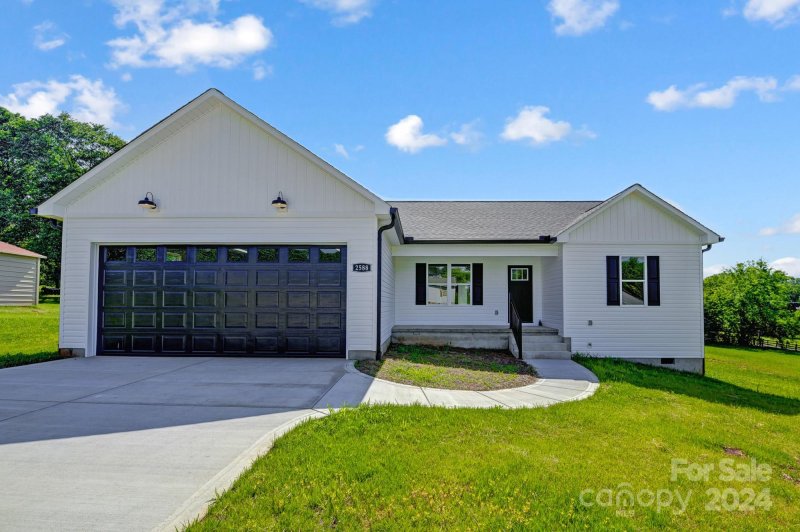 Property image 4 at 2588 Lincoln Park Street, Lincolnton, NC 28092