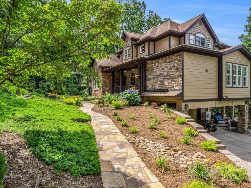 Property image 4 at 137 Rustic Trail, Lake Lure, NC 28746