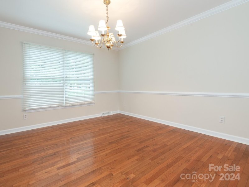 Property image 4 at 300 Chadmore Drive, Charlotte, NC 28270