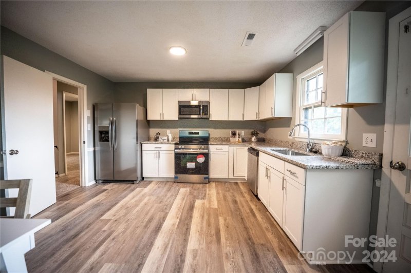 Property image 5 at 127 Danbury Lane, Statesville, NC 28625