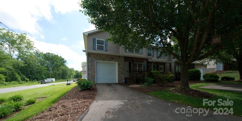 Property image 3 at 200 Pembrook Road, Swannanoa, NC 28778