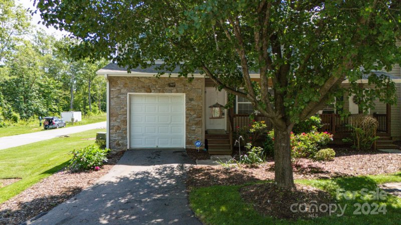 Property image 5 at 200 Pembrook Road, Swannanoa, NC 28778