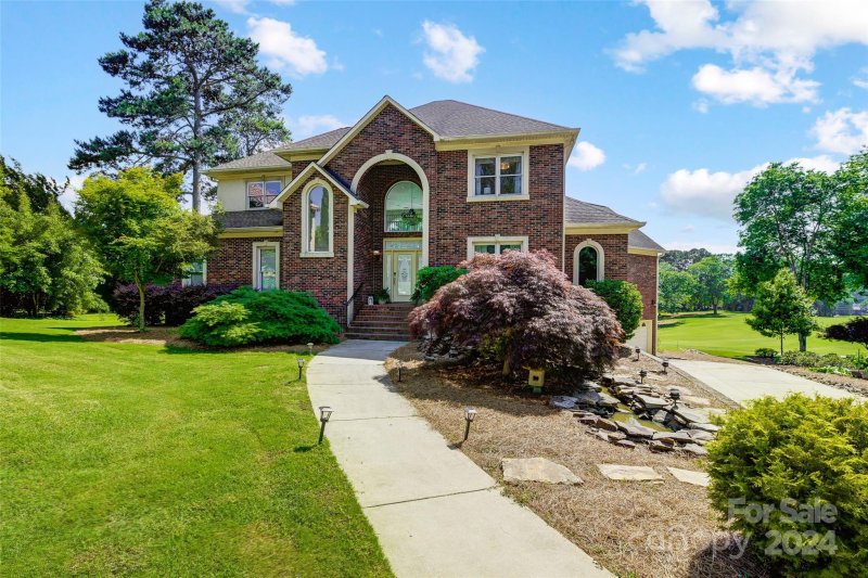 Property image 2 at 8030 Ravenwood Lane, Stanley, NC 28164