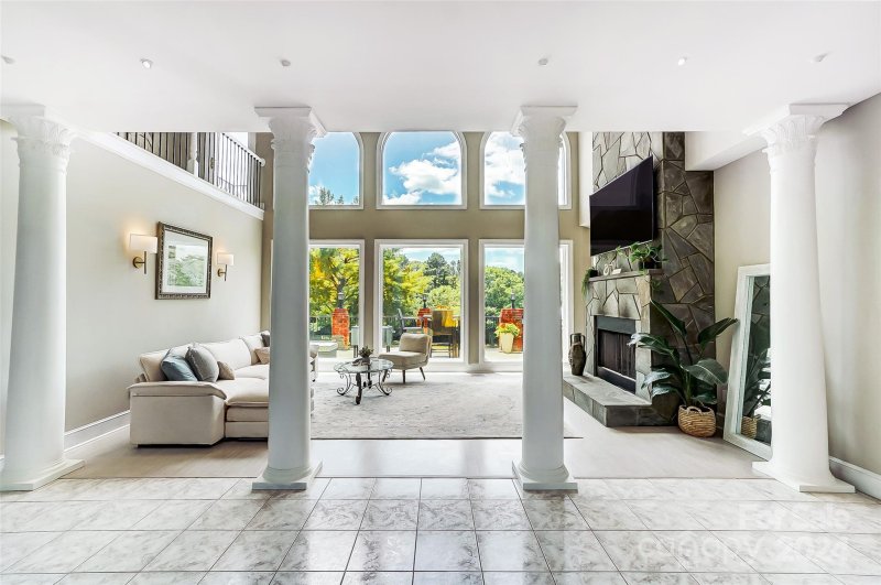 Property image 3 at 8030 Ravenwood Lane, Stanley, NC 28164