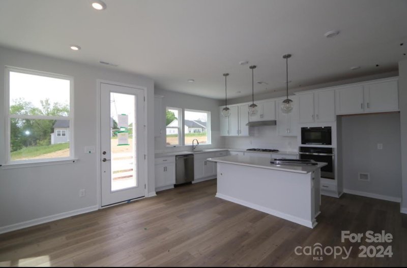 Property image 2 at 307 Cloudcroft Alley, Charlotte, NC 28217