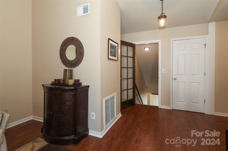 Property image 3 at 7810 Renaissance Court, Charlotte, NC 28226