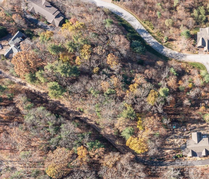 Property image 4 of 20 Timberwolf Court in Reynolds Mountain, Asheville, NC 28804