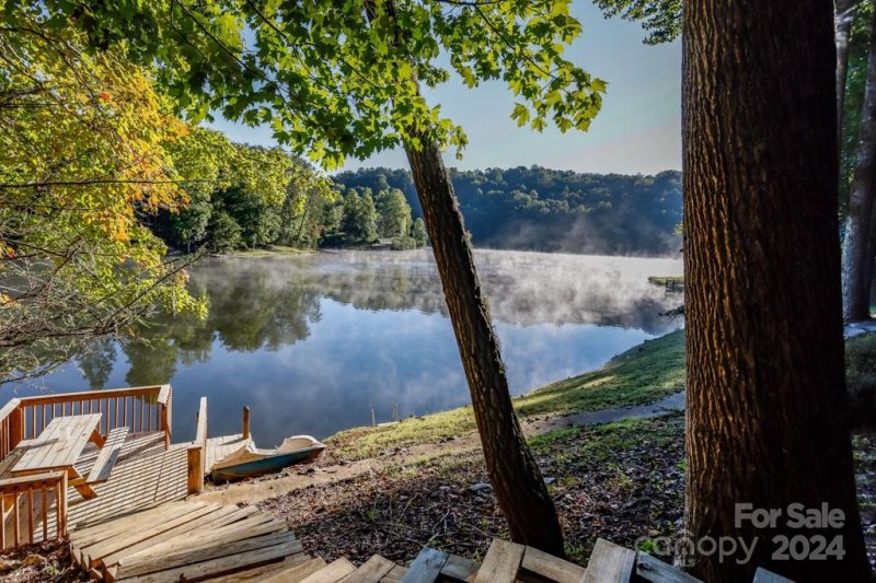 Property image 4 at 446 Rainbow Circle, Lake Lure, NC 28746