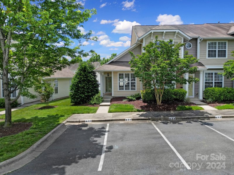 Property image 5 at 631 Brickdust Court, Fort Mill, SC 29708