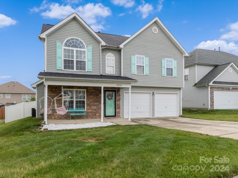 Property image 3 at 10525 Barvas Street, Charlotte, NC 28262