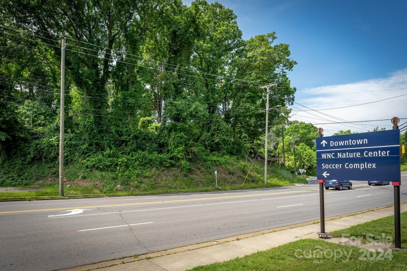 Property image 2 at 99999 Tunnel Road, Asheville, NC 28805