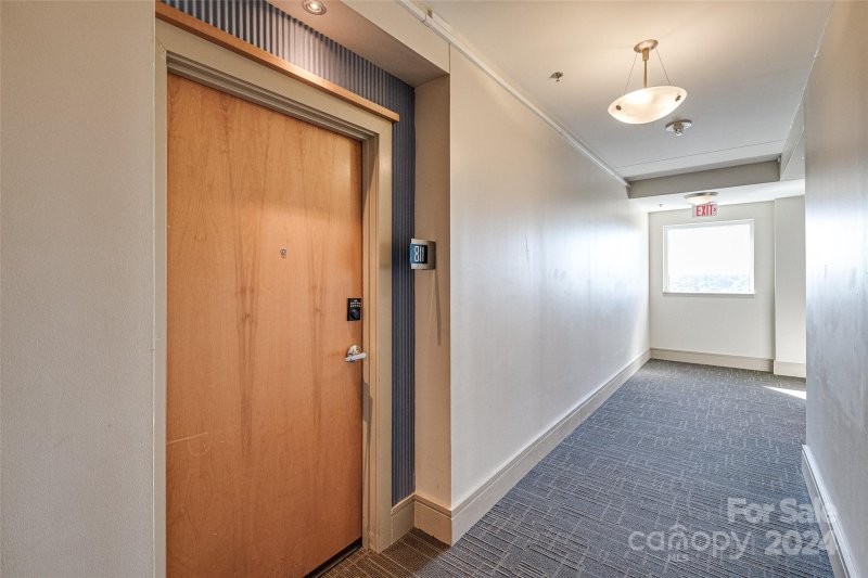 Property image 3 at 505 E 6th Street, Charlotte, NC 28202