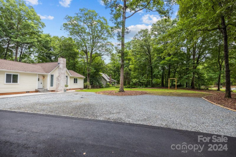 Property image 4 at 3217 Mclendon Road, Matthews, NC 28104