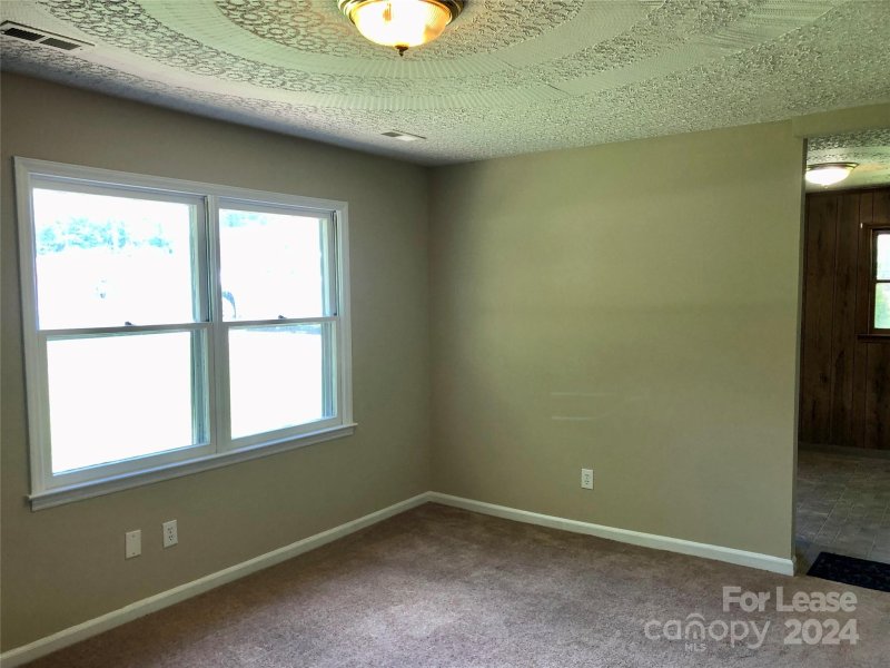 Property image 4 at 810 S Laurel Street, Lincolnton, NC 28092