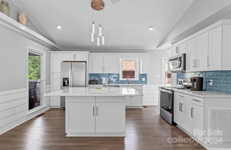 Property image 5 at 434 Fairway Shores Road, Mount Gilead, NC 27306