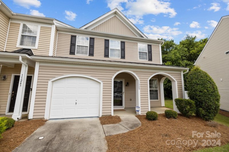 Property image 2 at 11249 Lions Mane Street, Charlotte, NC 28273