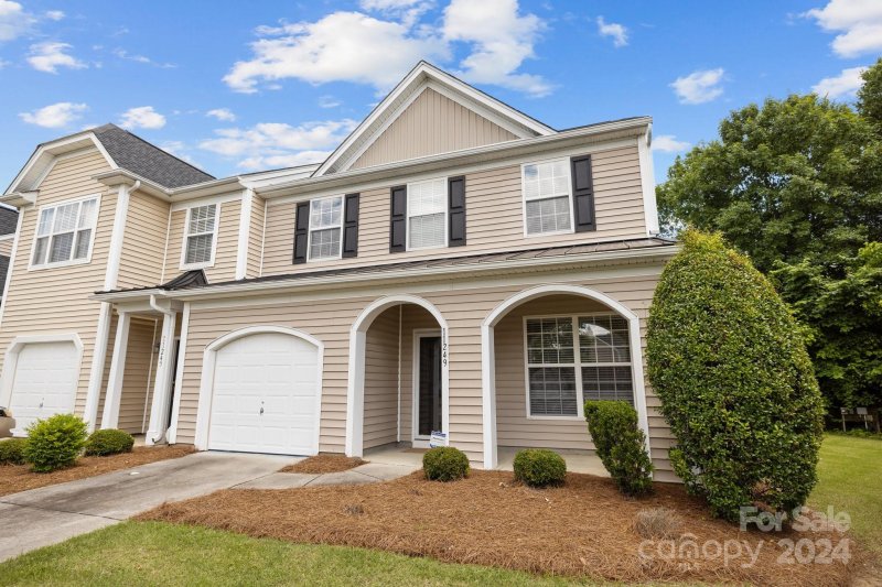 Property image 3 at 11249 Lions Mane Street, Charlotte, NC 28273