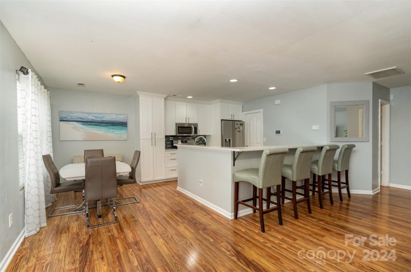 Property image 2 at 5620 Chiefly Court, Charlotte, NC 28212