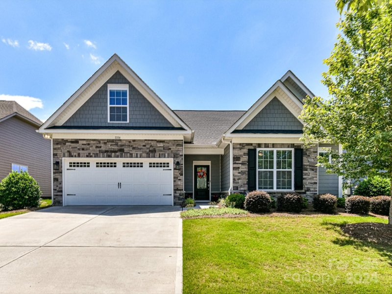 1104 Mayapple Way