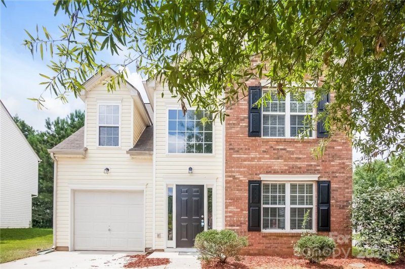 955 Grass Hollow Court