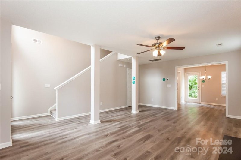 Property image 5 at 955 Grass Hollow Court, Charlotte, NC 28216