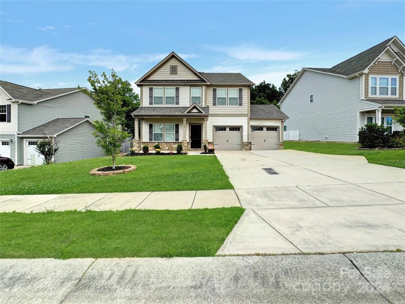 Property image 3 at 372 Whispering Hills Drive, Locust, NC 28097