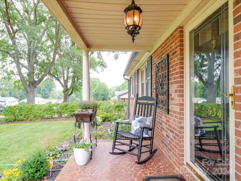 Property image 2 at 534 Rosemary Lane, Gastonia, NC 28054