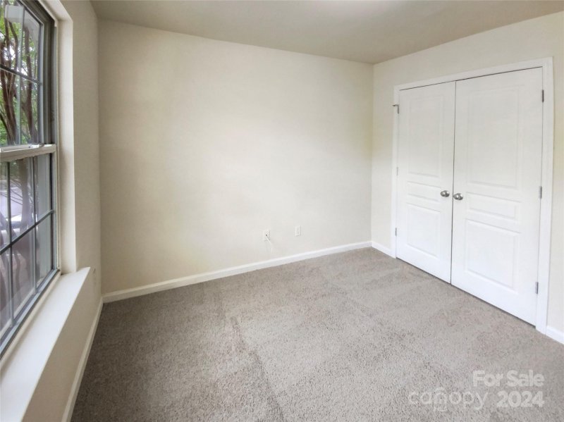 Property image 3 at 8453 Chaceview Court, Charlotte, NC 28269